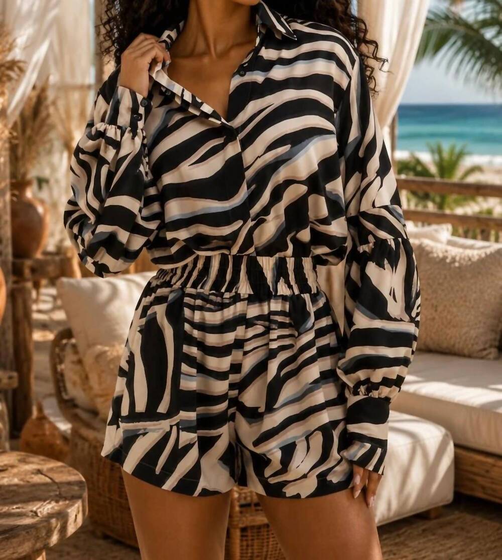 NEW SURELYMINE wild current zebra romper in black/ white - Picture 5 of 9